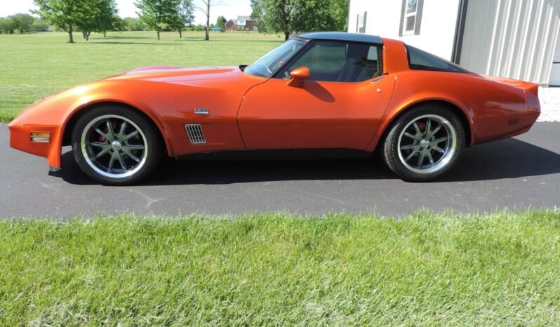 
								1982 Chevrolet Corvette Coupe full									