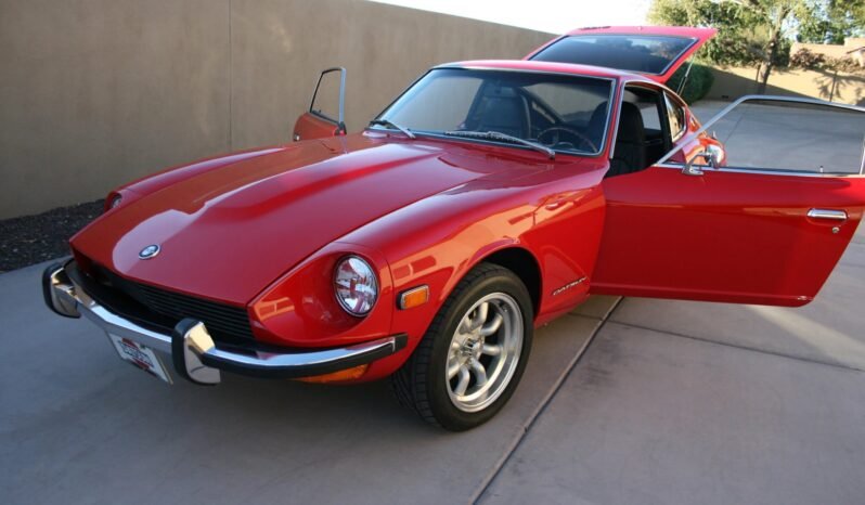 
								1973 Datsun 240Z full									