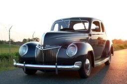 
										1939 Ford Deluxe Coupe full									