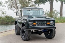 
										1971 Ford Bronco full									