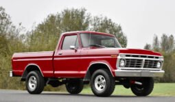 1974 Ford F-100 Short-Bed V8
