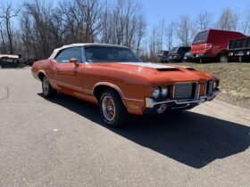 1972 Oldsmobile Cutlass Supreme 350 Convertible