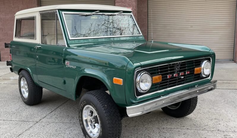 
								1977 Ford Bronco Hardtop full									