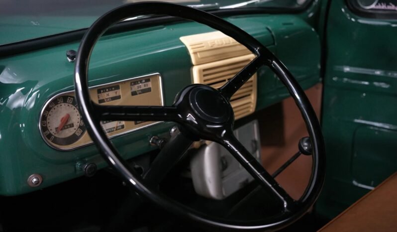 
								1950 Ford F-1 Pickup Truck 238 V8 full									