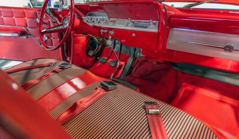 
								1962 Chevrolet Impala Sport Coupe full									