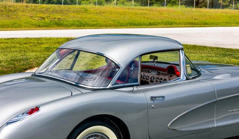 
								1957 Chevrolet Corvette 4-Speed full									