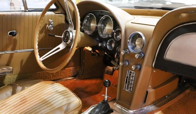 
								1963 Chevrolet Corvette Split-Window full									