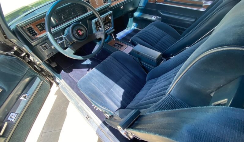 
								1986 Oldsmobile Cutlass 442 full									