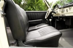 
										1957 Mercedes-Benz 190SL 4-Speed full									
