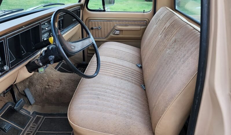 
								1976 Ford F-100 Ranger XLT V8 full									