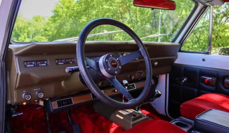 
								1978 International Harvester Scout Traveler V8 full									