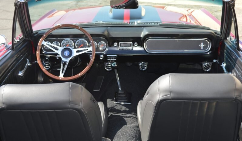 
								1965 Ford Mustang Convertible 331ci V8 full									