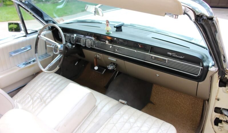 
								1965 Lincoln Continental V8 Convertible full									