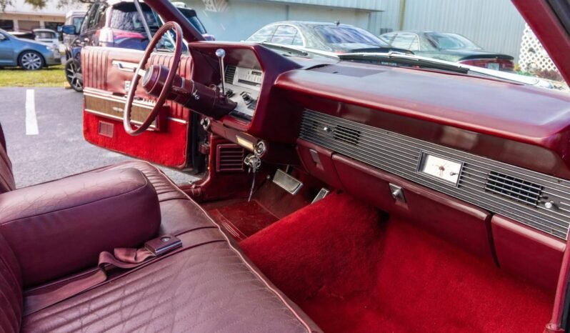 
								1967 Lincoln Continental 462ci V8 full									
