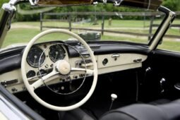 
										1957 Mercedes-Benz 190SL 4-Speed full									