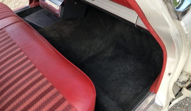 
								1961 Plymouth Fury Hardtop Coupe V8 full									