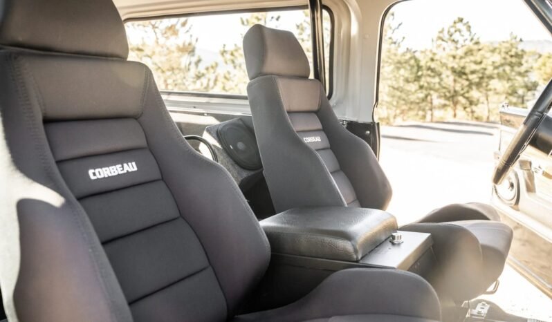 
								1972 Chevrolet K5 Blazer CST Black full									