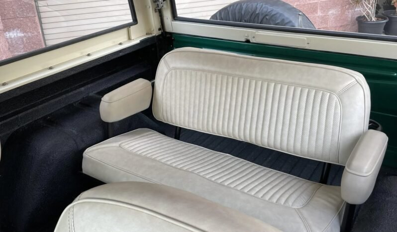 
								1977 Ford Bronco Hardtop full									