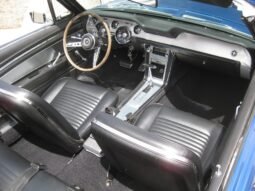 
										1967 Ford Mustang Convertible 3-Speed full									