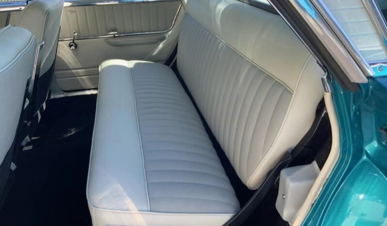 
								1961 Chrysler Newport Wagon V8 full									