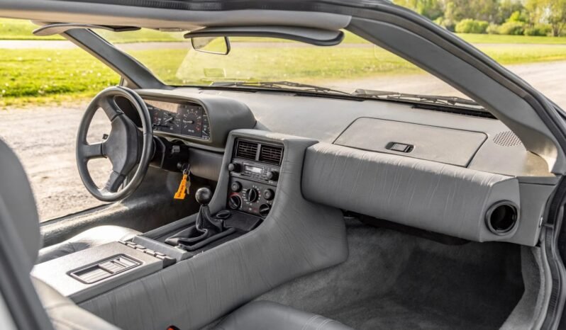 
								1982 DeLorean DMC-12 V6 Brushed Stainless-Steel 4-Speed full									