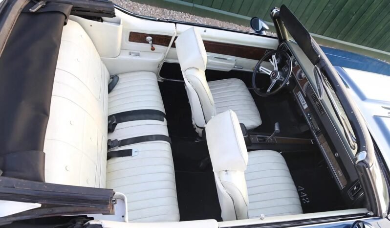 
								1970 Oldsmobile 442 Convertible V8 full									
