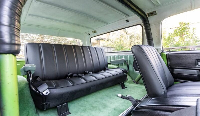 
								1975 Chevrolet K5 Blazer Cheyenne V8 full									