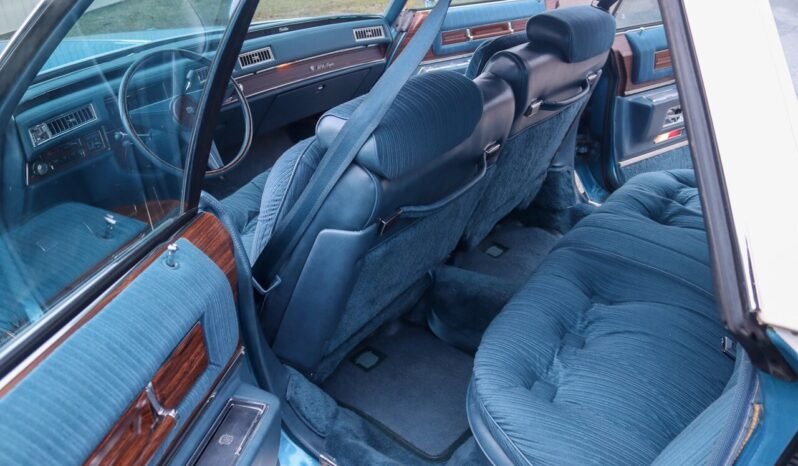 
								1976 Cadillac DeVille Sedan full									