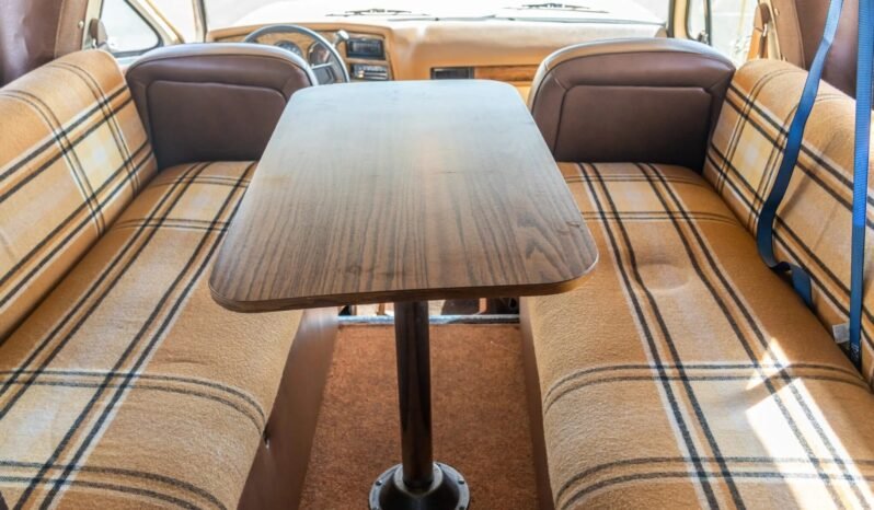 
								1976 Chevrolet K5 Blazer Cheyenne Chalet Camper full									