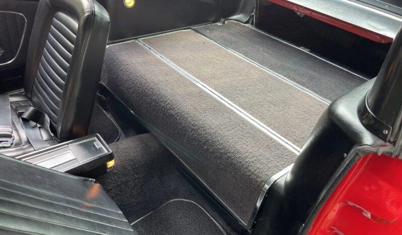 
								1965 Ford Mustang Fastback V8 4-Speed full									