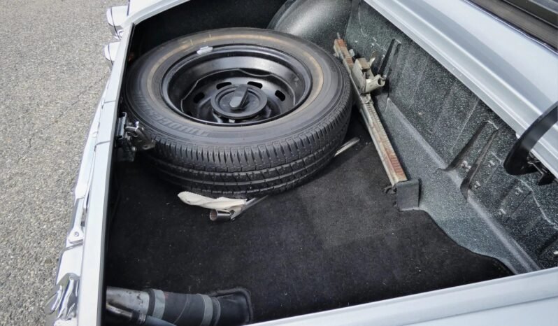 
								1968 Datsun 2000 full									