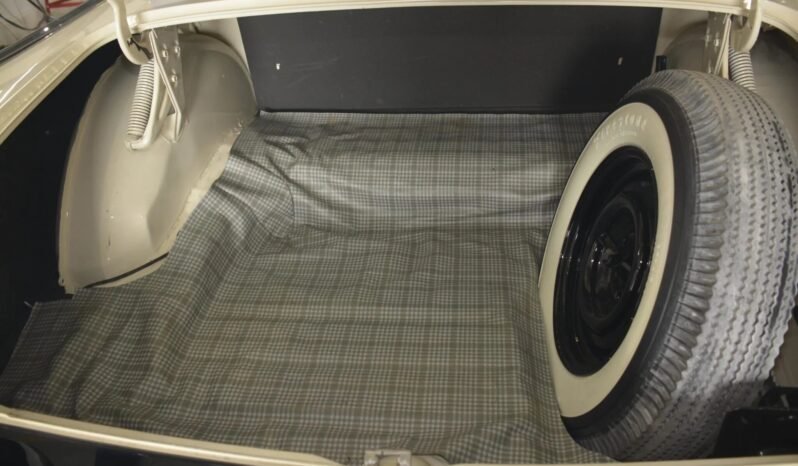 
								1955 Ford Fairlane Crown Victoria 3-Speed full									