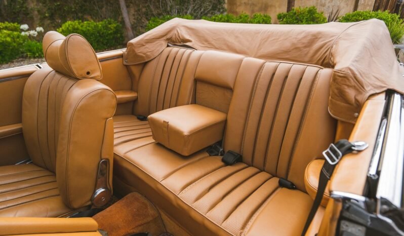 
								1969 Mercedes-Benz 280SE 4-Speed full									