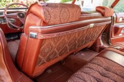 
										1974 Cadillac DeVille Sedan V8 full									