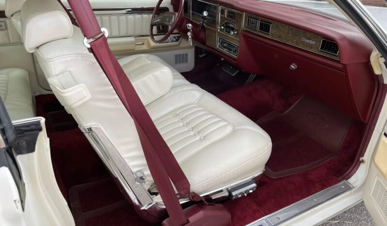 
								1975 Mercury Grand Marquis Brougham V8 full									