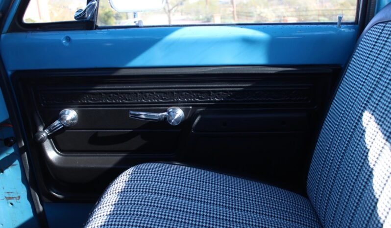 
								1972 GMC K2500 Pickup Truck V8 full									