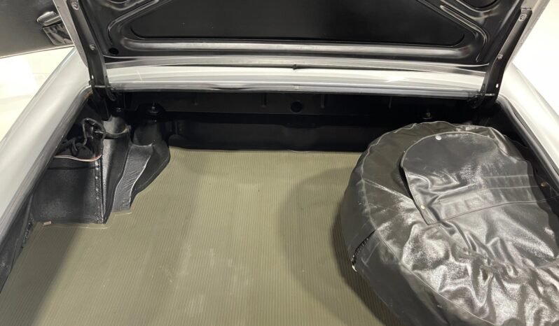 
								1968 Mercedes-Benz 250SL Silver full									