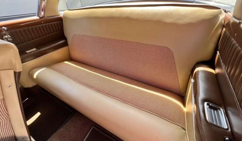 
								1953 Chevrolet Bel Air Sport Coupe 2-Speed full									