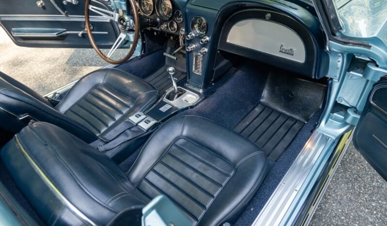 
								1966 Chevrolet Corvette Convertible V8 full									