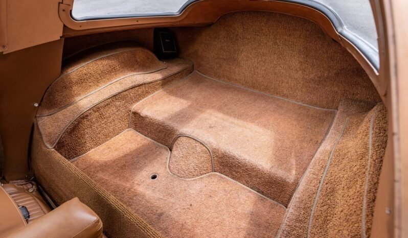 
								1963 Chevrolet Corvette Split-Window 327 L75 full									