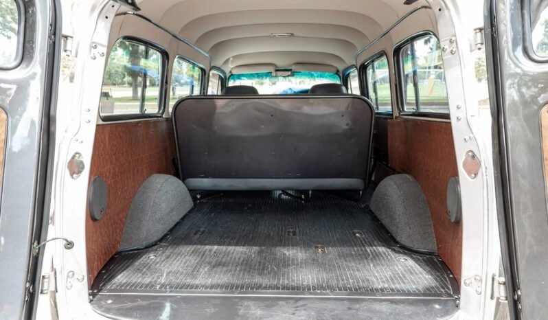 
								1955 GMC Suburban Carryall V8 full									