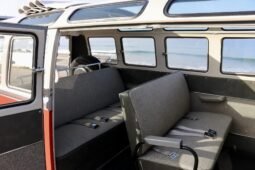 
										1965 Volkswagen Type 2 Deluxe full									