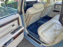 
										1978 Lincoln Continental Town Car V8 full									