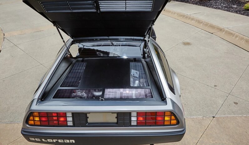 
								1981 DeLorean DMC-12 2.85L full									