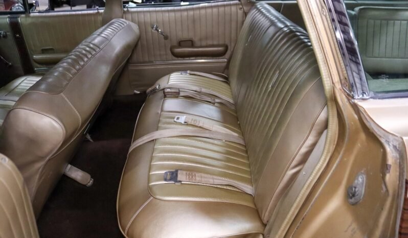 
								1968 Ford LTD Country Squire Wagon V8 full									