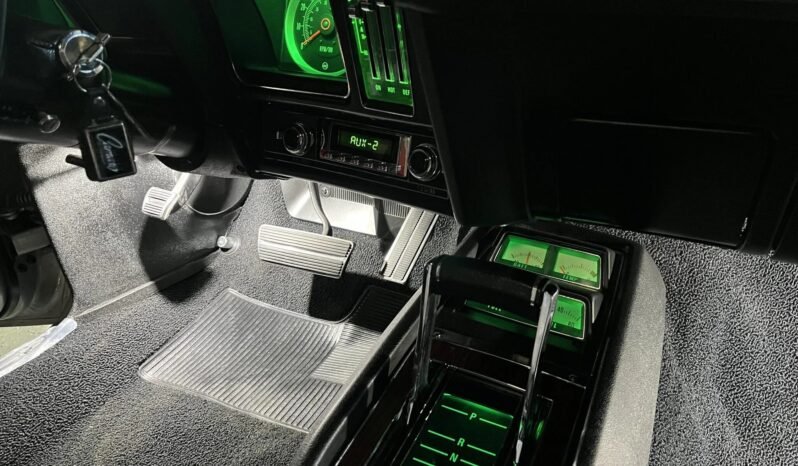 
								1969 Chevrolet Camaro Coupe 3-Speed full									