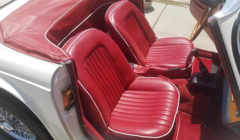 
								1968 Triumph TR250 Convertible full									