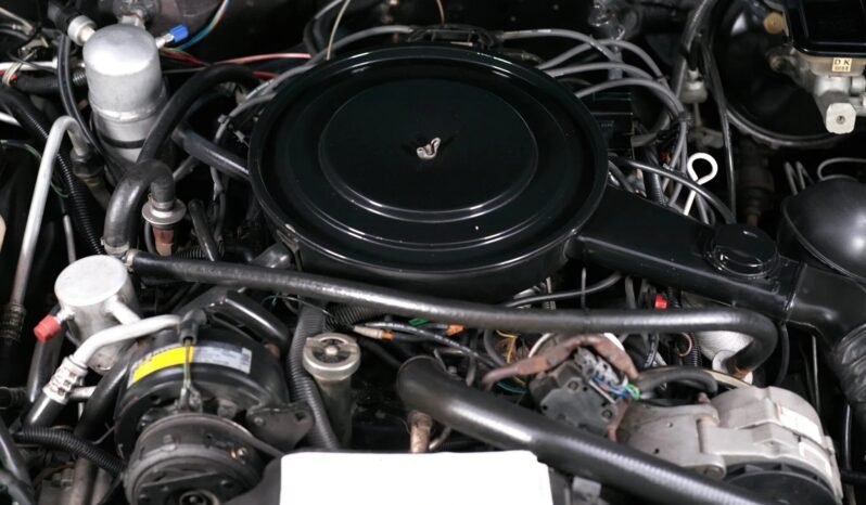 
								1985 Buick Riviera Hardtop Coupe full									