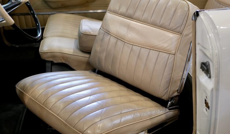 
								1959 Chrysler 300E V8 full									