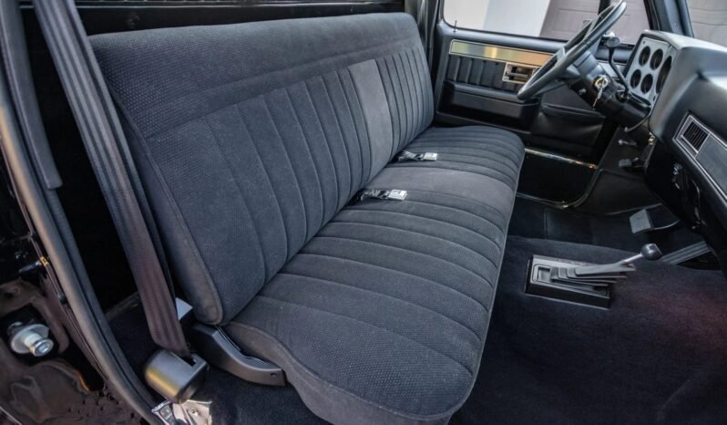 
								1983 Chevrolet K10 Stepside 4X4 Pickup Truck full									